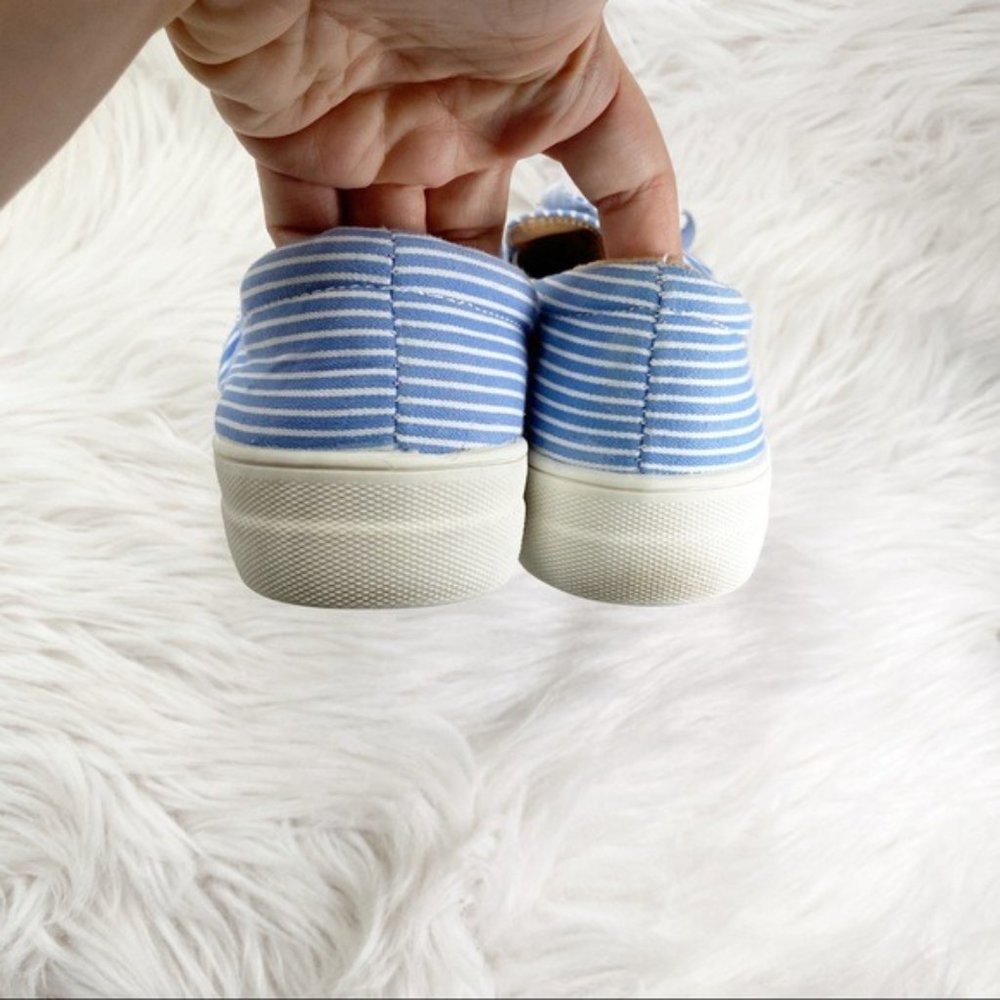 A New Day Blue Stripe Bow Slip On Sneakers 6.5 - Picture 4 of 9